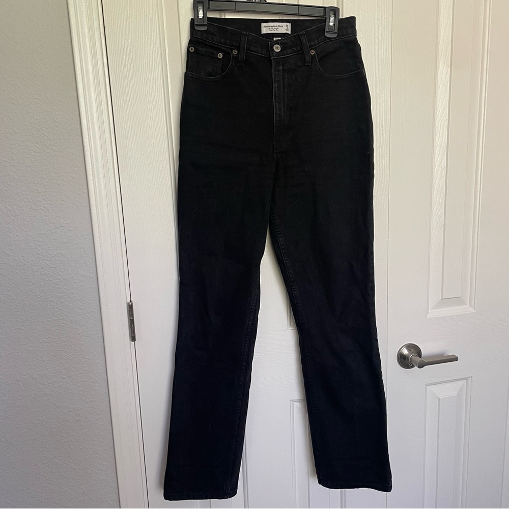Abercrombie 90s Straight Ultra High Rise Black Denim Jeans